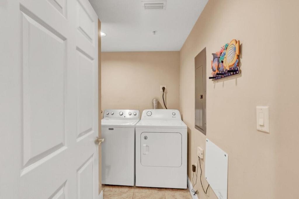 Treasure Island 707 - Gulf Front, Sunset Views, Heated Resort Pool & Hot Tub! Panama City Beach Exterior photo